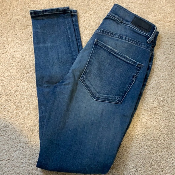 Express Skinny jeans.